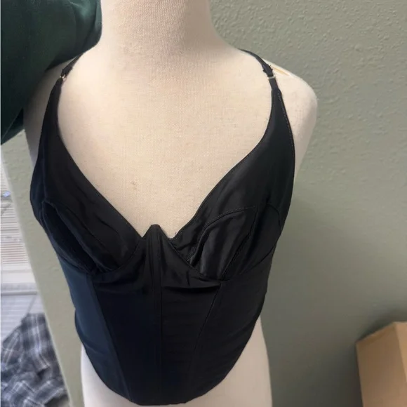 Urban Outfitters Black corset - Picture 6 of 6